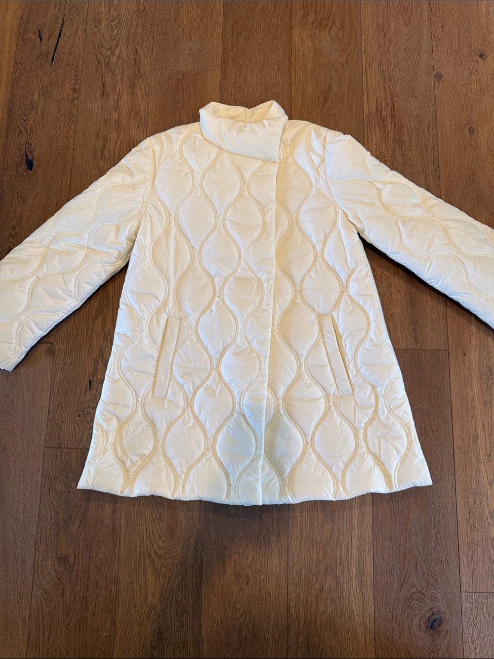 J. McLaughlin Cream Puffer Coat - S
